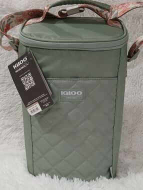 Igloo MaxCold Duo Vertical Crossbody Cooler Bag